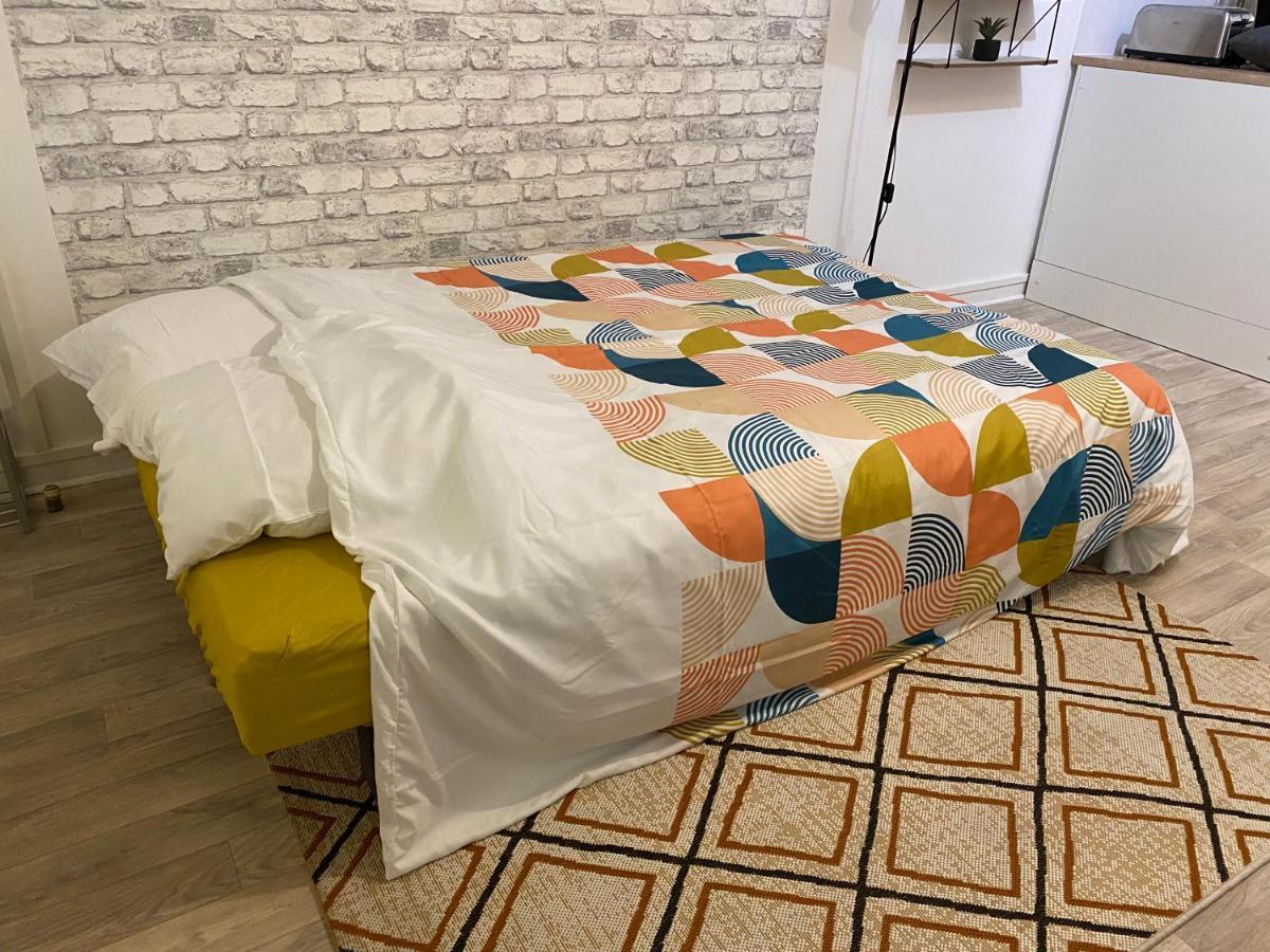 Work App'Art - T2 - Fibre - Parking - Proche Gare Apartment Angouleme Ngoại thất bức ảnh